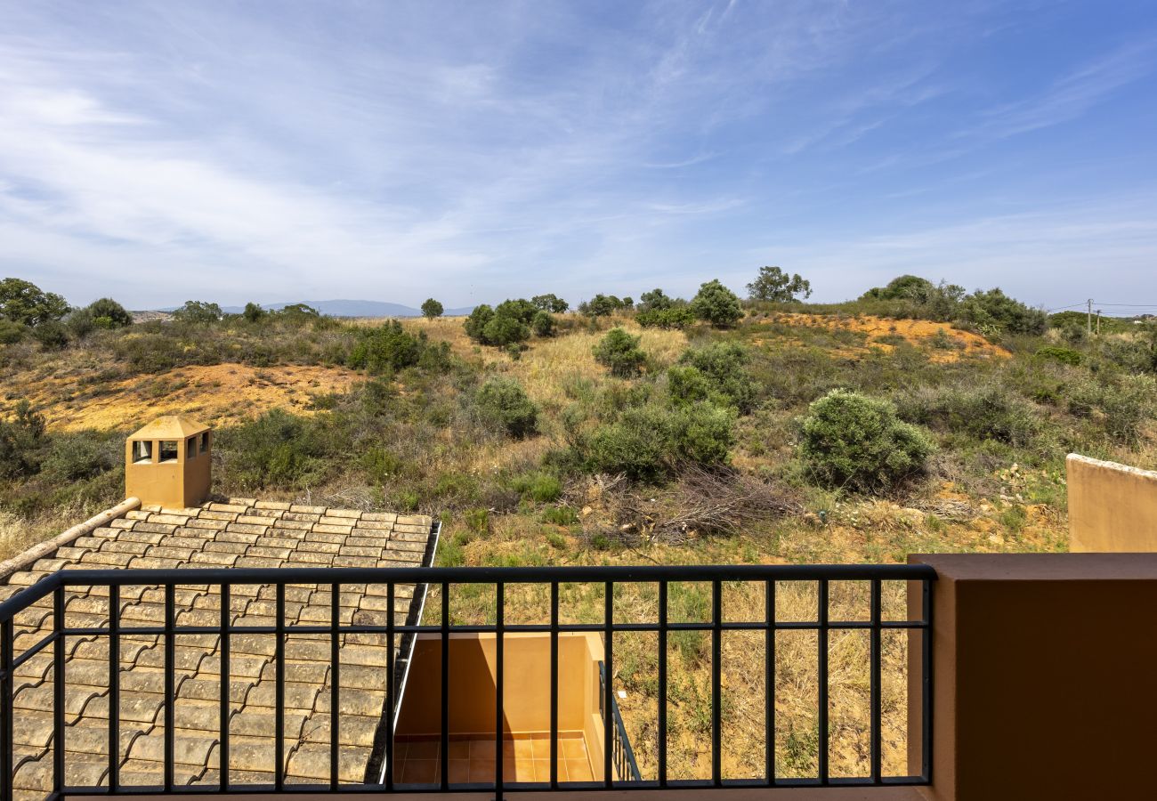 Townhouse in Odiáxere - Casa da Torre by Seewest